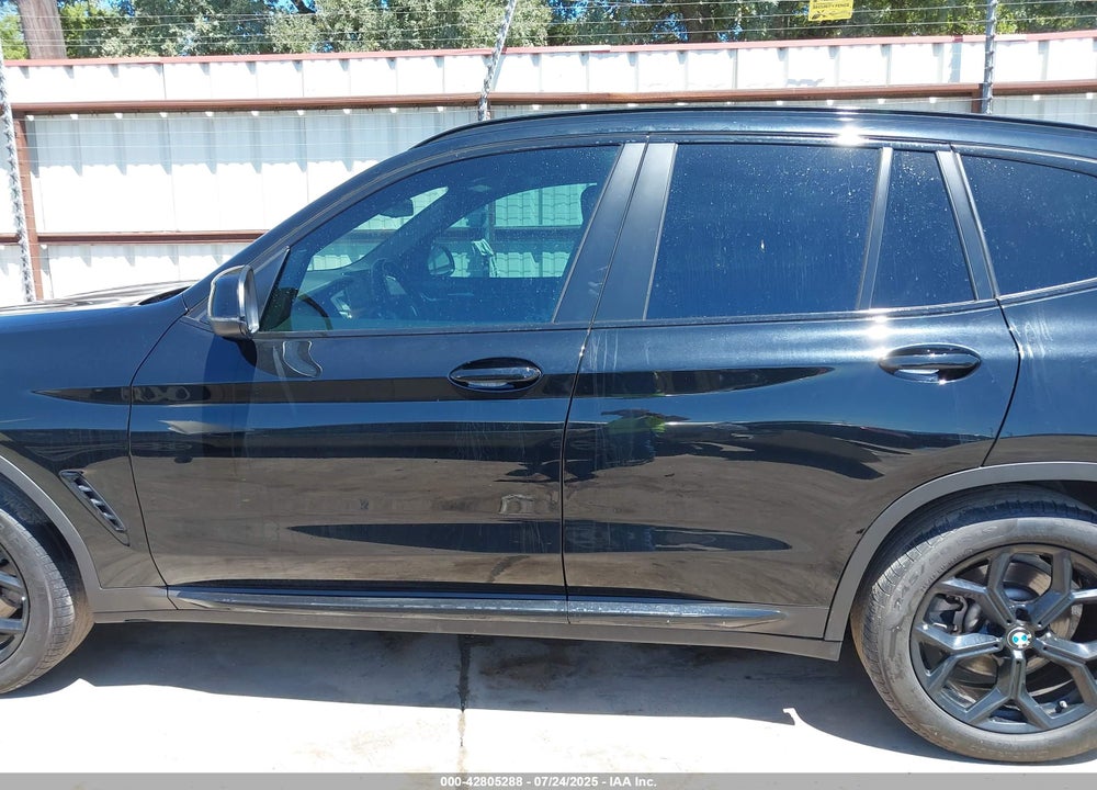 2022 BMW X3 VIN: 5UX43DP08N9K81651