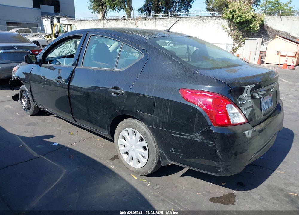 2018 NISSAN VERSA VIN: 3N1CN7AP1JL837754