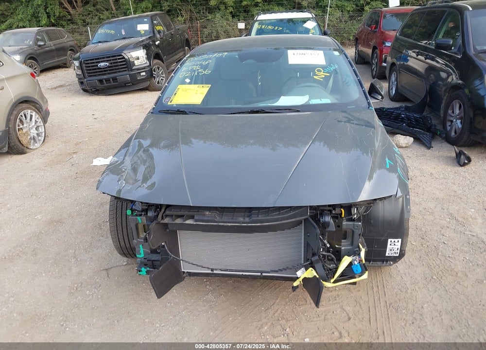 2025 HYUNDAI ELANTRA VIN: KMHLM4DG3SU021156