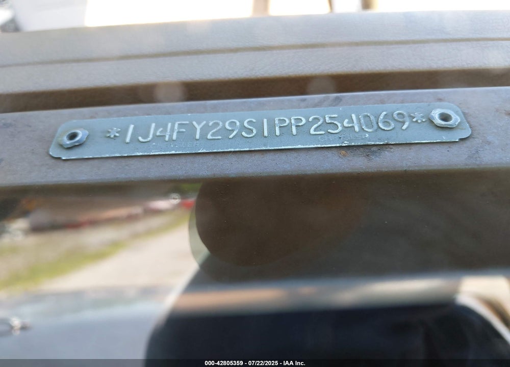 1993 JEEP WRANGLER / YJ VIN: 1J4FY29S1PP254069