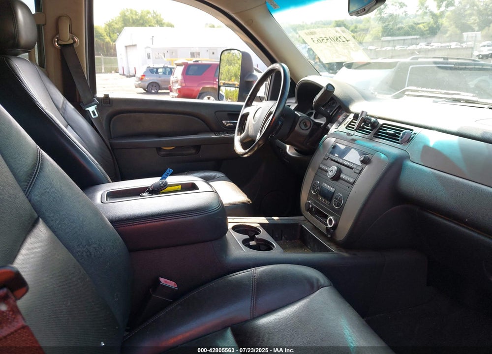 2014 CHEVROLET SILVERADO 2500HD VIN: 1GC1KYEG5EF164352