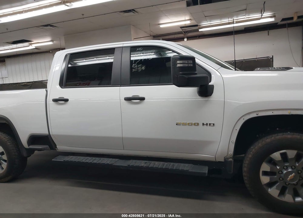 2024 CHEVROLET SILVERADO 2500HD 4WD STANDARD BED CUSTOM VIN: 2GC4YME75R1152896