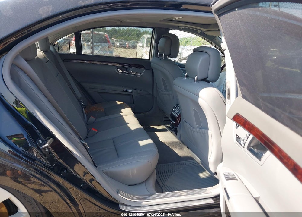 2007 MERCEDES-BENZ S CLASS VIN: WDDNG86X57A125719