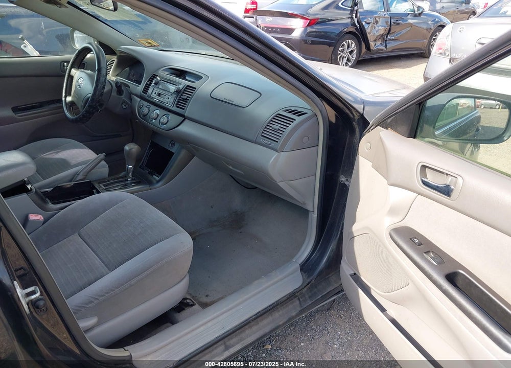 2006 TOYOTA CAMRY VIN: 4T1BE32K76U748011