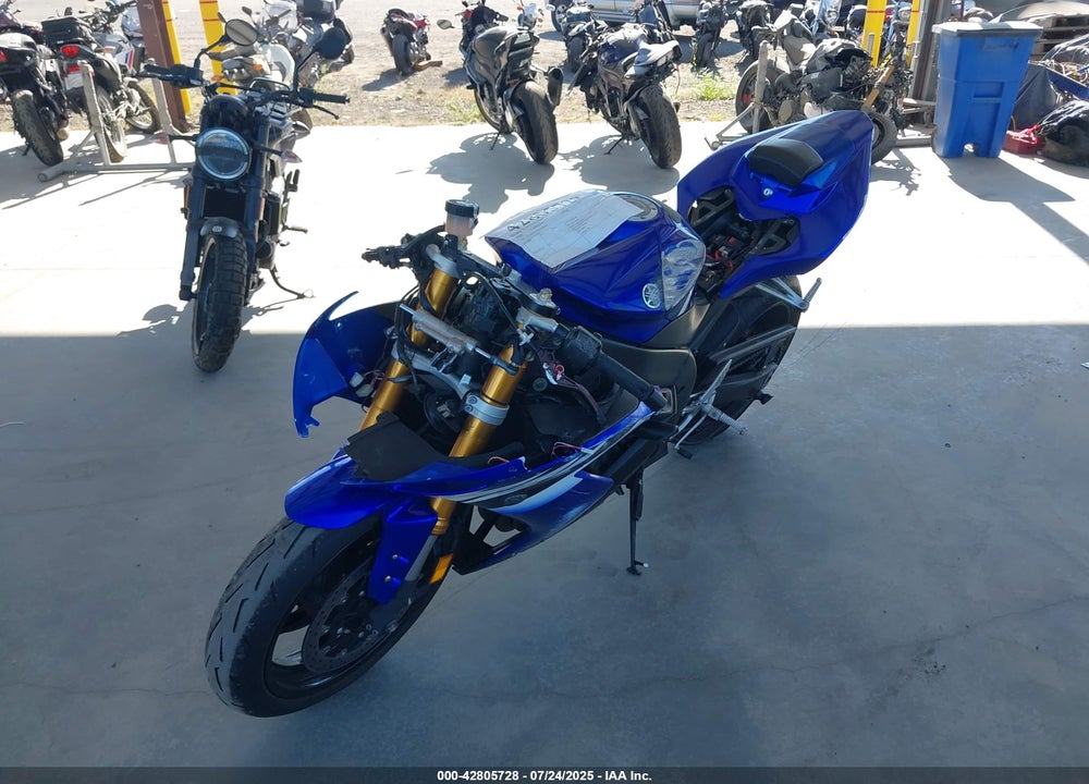 2006 YAMAHA YZFR1 VIN: JYARN15E16A007668