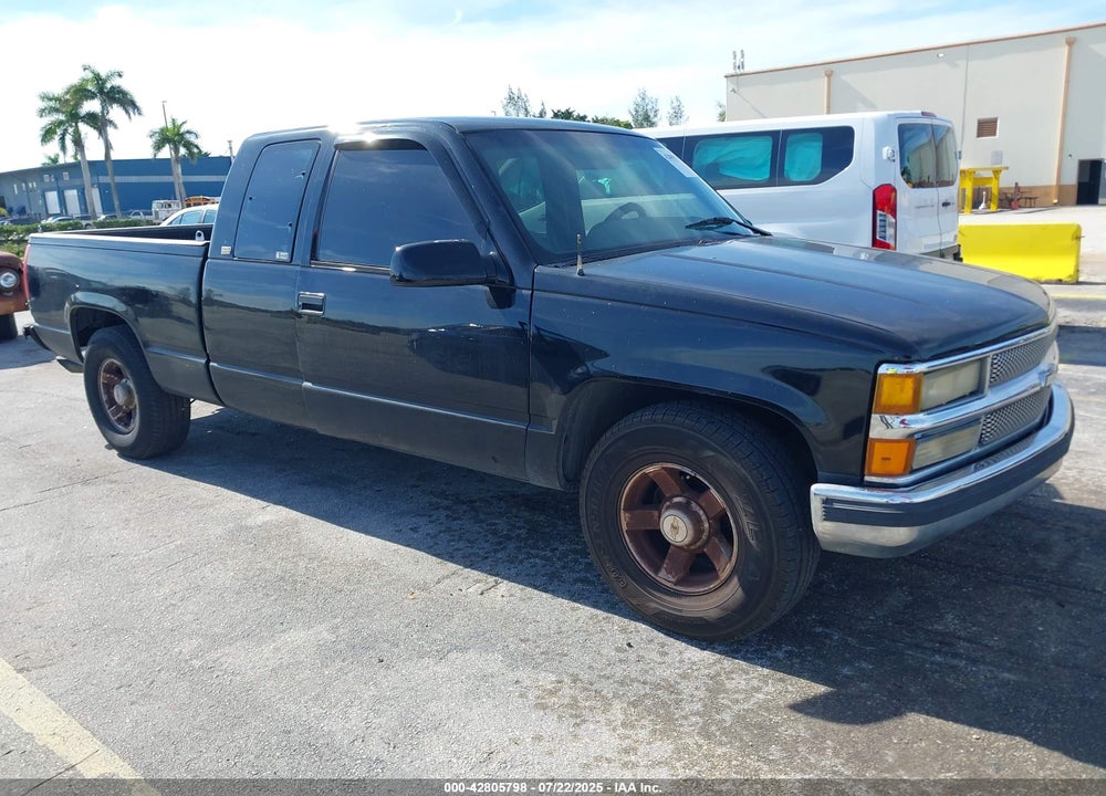 1996 CHEVROLET GMT-400 C1500 VIN: 2GCEC19W8T1234924