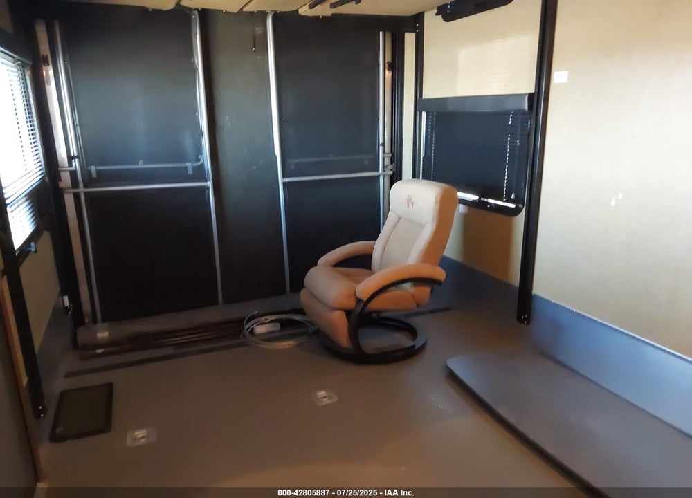 2013 JAYCO SEISMIC 40' 5TH WHEEL VIN: 1UJCJSCV7D19B0060