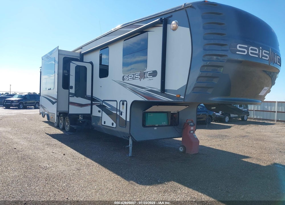 2013 JAYCO SEISMIC 40' 5TH WHEEL VIN: 1UJCJSCV7D19B0060
