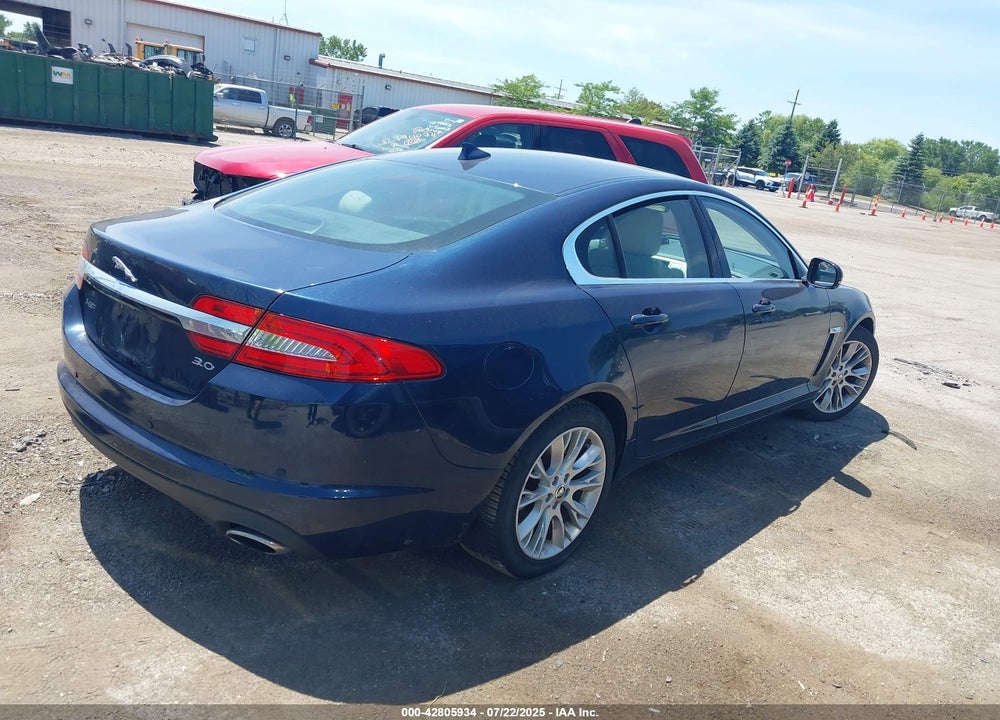 2013 JAGUAR XF VIN: SAJWA0E75D8S69469