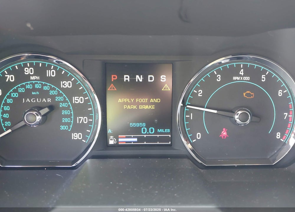 2013 JAGUAR XF VIN: SAJWA0E75D8S69469