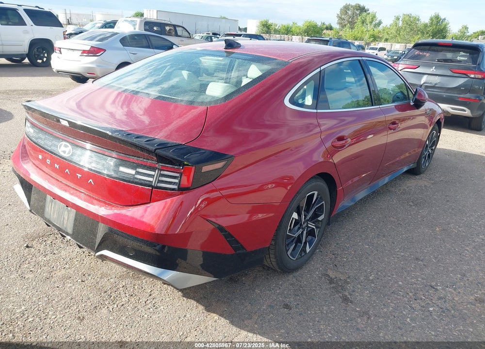 2024 HYUNDAI SONATA VIN: KMHL64JA6RA397128