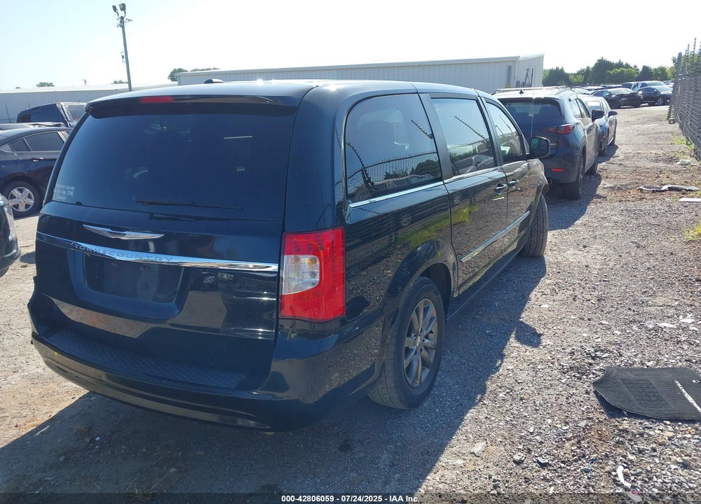 2016 CHRYSLER TOWN & COUNTRY S VIN: 2C4RC1HG2GR128326