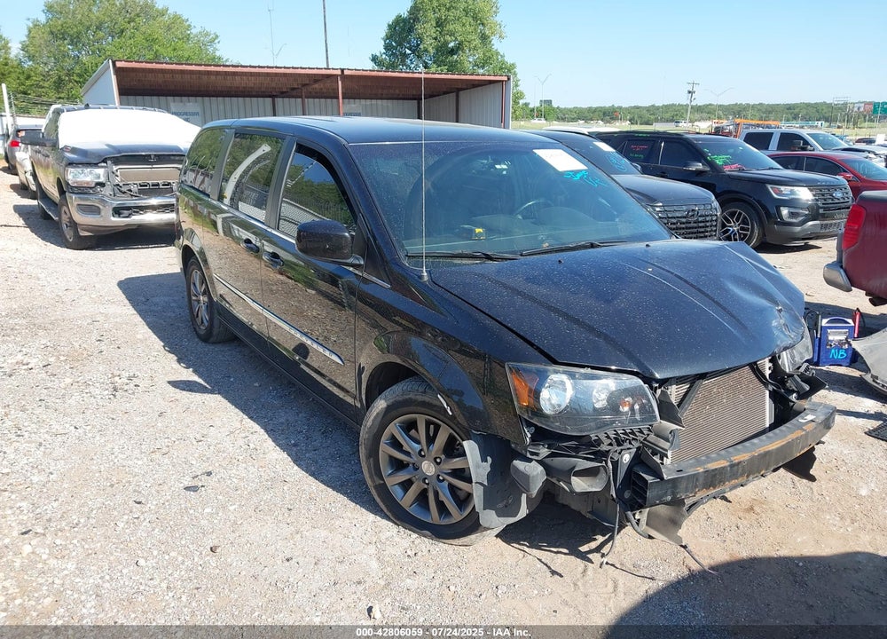 2016 CHRYSLER TOWN & COUNTRY S VIN: 2C4RC1HG2GR128326