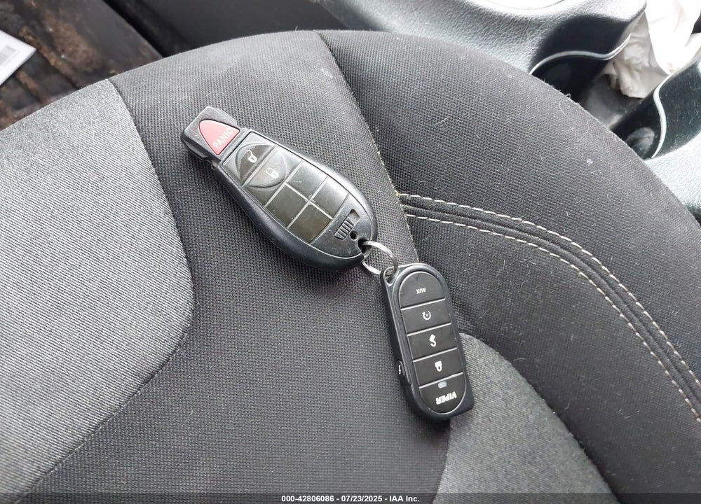 2014 JEEP CHEROKEE VIN: 1C4PJMCB8EW174130