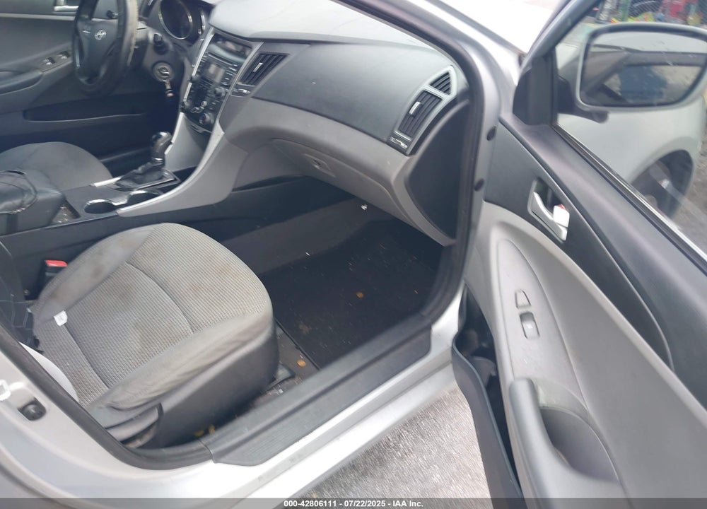 2012 HYUNDAI SONATA VIN: 5NPEB4AC8CH403022