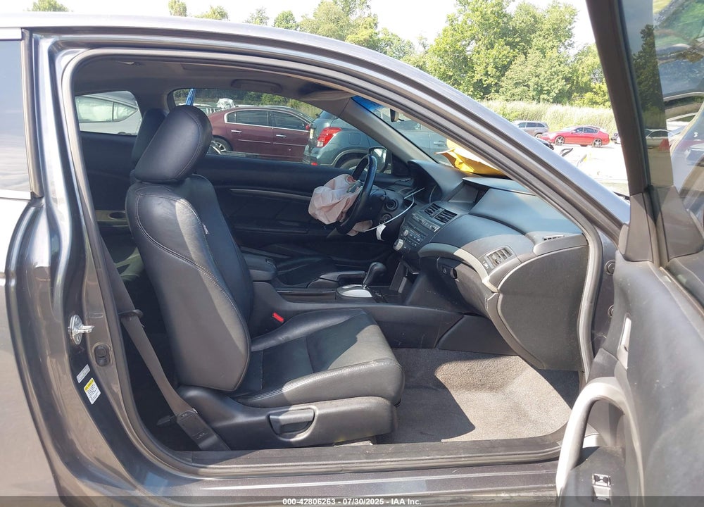 2010 HONDA ACCORD VIN: 1HGCS1B84AA019678