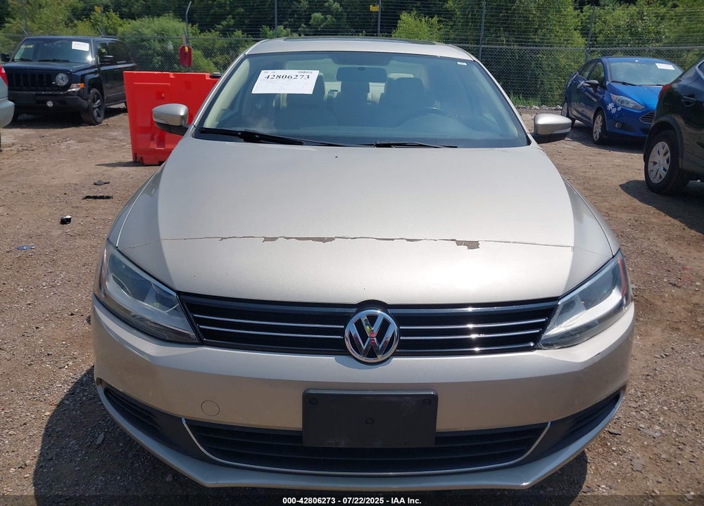 2014 VOLKSWAGEN JETTA VIN: 3VWD17AJ4EM223299