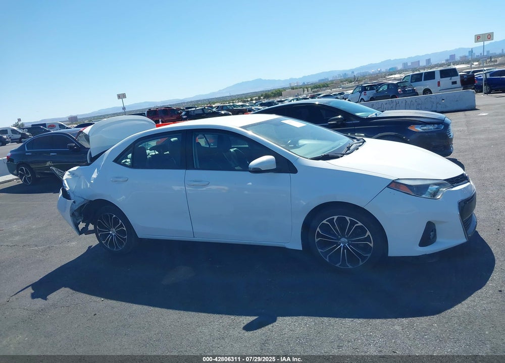 2016 TOYOTA COROLLA VIN: 5YFBURHE3GP476549