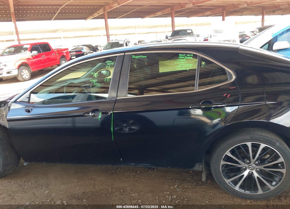 2018 TOYOTA CAMRY SE VIN: JTNB11HK4J3027103