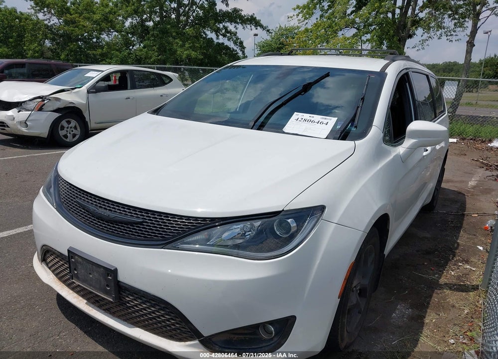 2018 CHRYSLER PACIFICA TOURING L PLUS VIN: 2C4RC1EG9JR171928