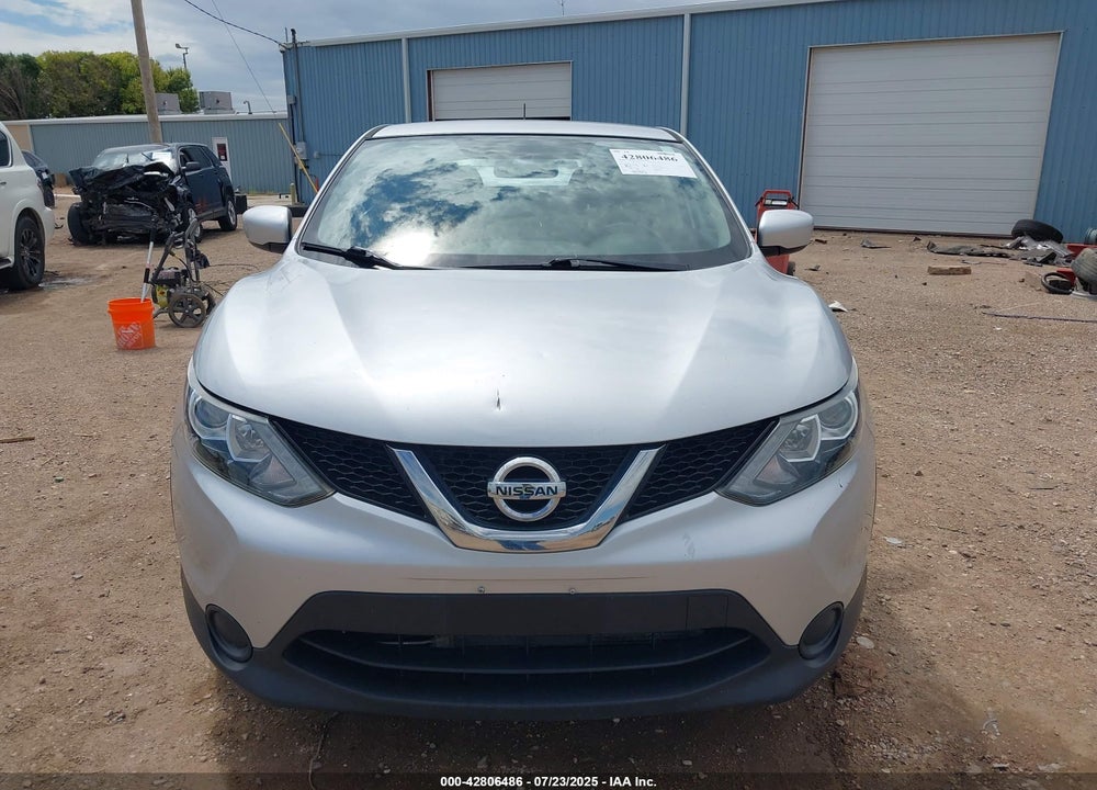 2017 NISSAN ROGUE SPORT S VIN: JN1BJ1CP3HW020064