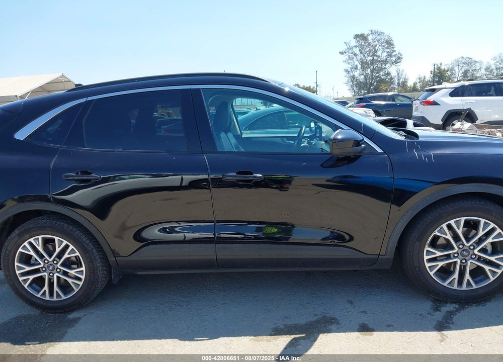 2021 FORD ESCAPE VIN: 1FMCU0CZ6MUB03638