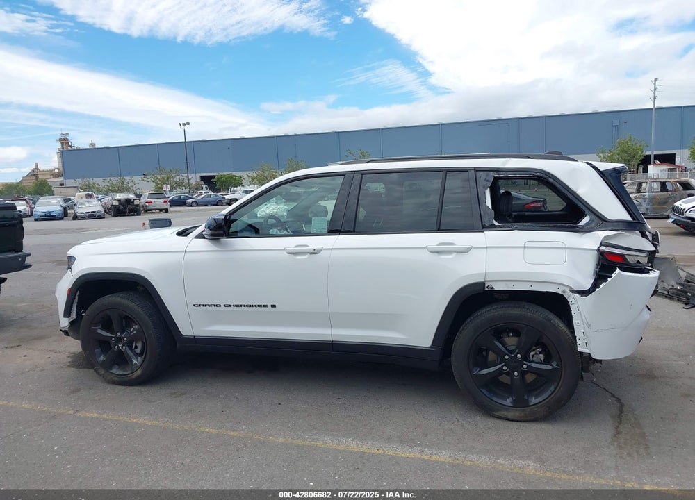 2023 JEEP GRAND CHEROKEE ALTITUDE 4X2 VIN: 1C4RJGAG1PC579257
