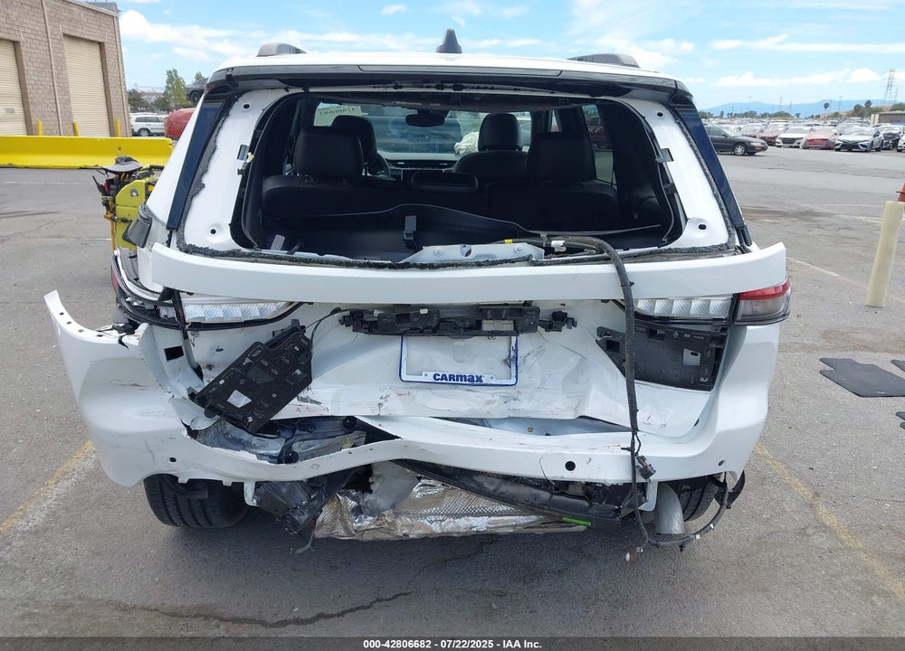 2023 JEEP GRAND CHEROKEE ALTITUDE 4X2 VIN: 1C4RJGAG1PC579257