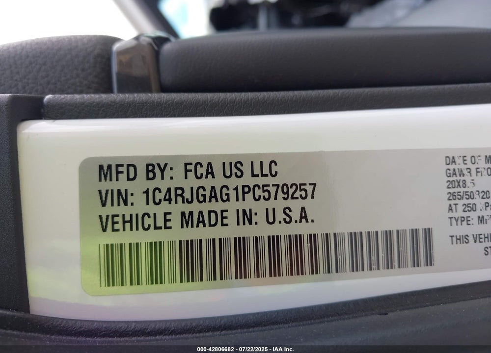 2023 JEEP GRAND CHEROKEE ALTITUDE 4X2 VIN: 1C4RJGAG1PC579257