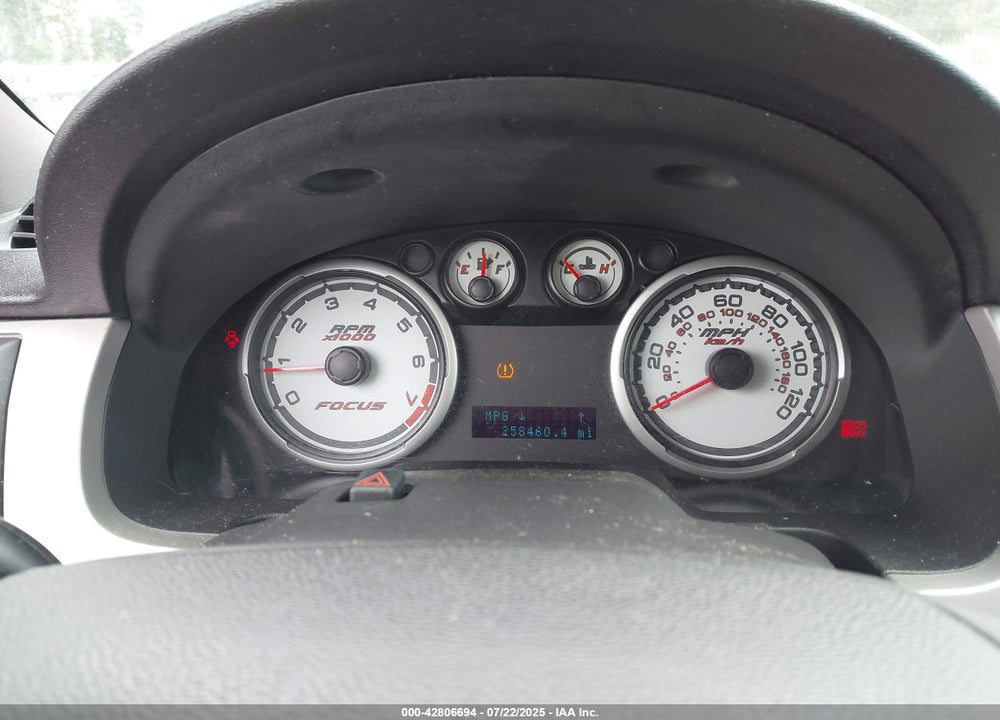 2011 FORD FOCUS VIN: 1FAHP3GN6BW143042