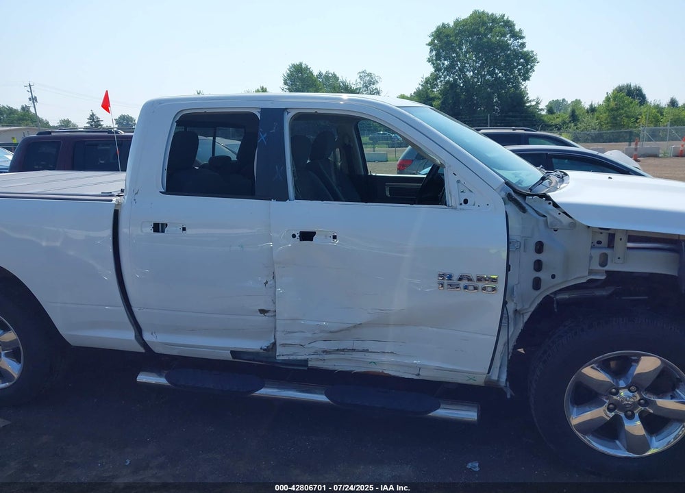 2016 RAM 1500 VIN: 1C6RR7GT0GS257963