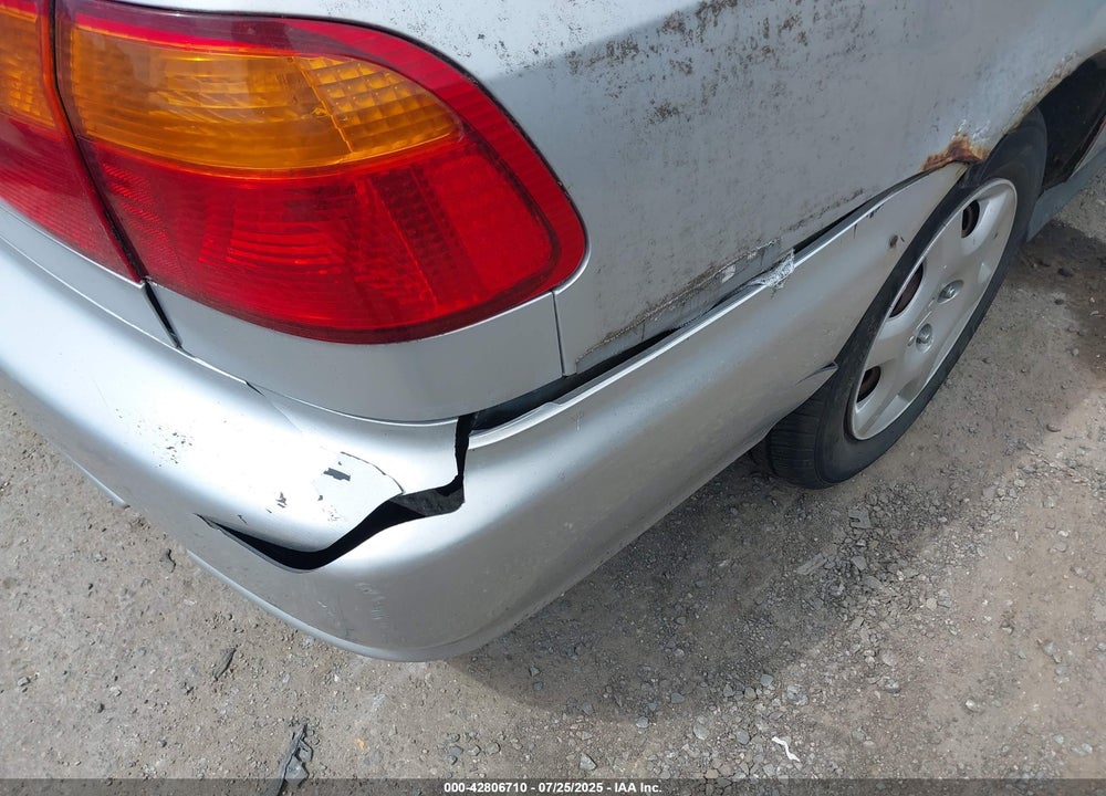 2000 HONDA CIVIC VIN: 2HGEJ661XYH562292