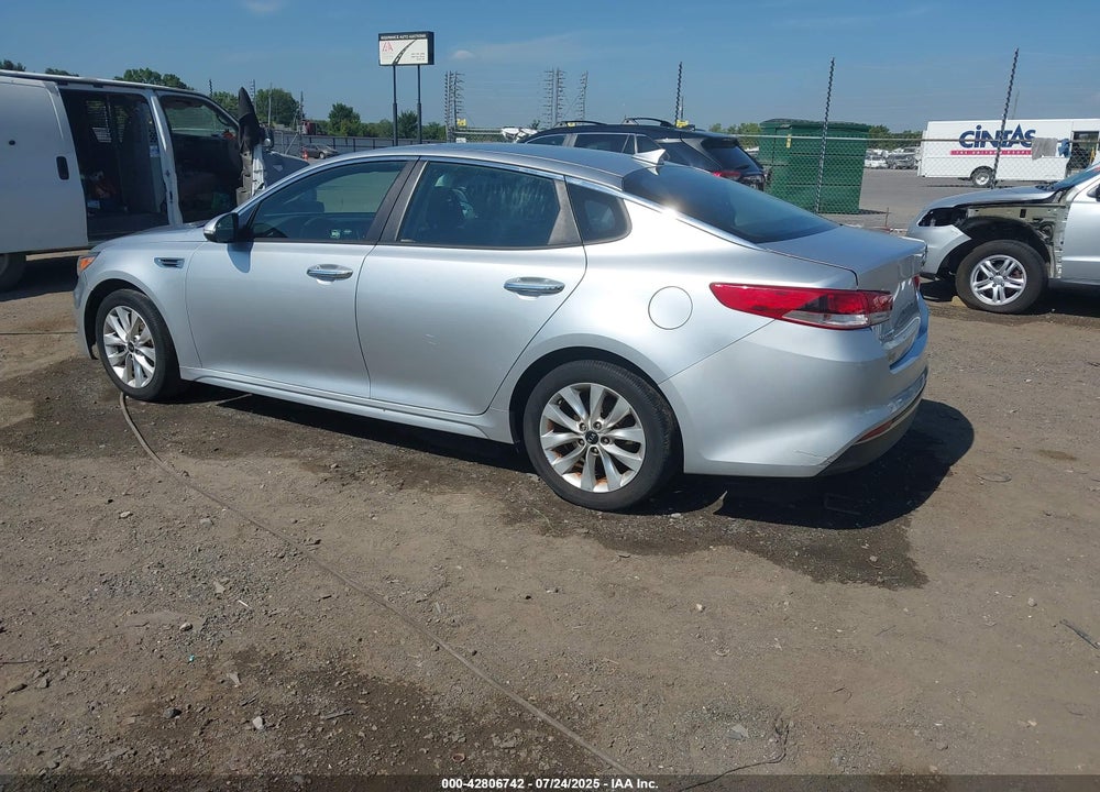 2016 KIA OPTIMA VIN: 5XXGT4L3XGG052893