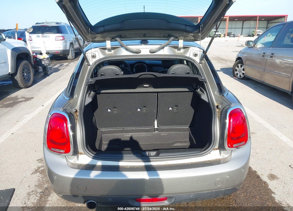 2019 MINI HARDTOP VIN: WMWXU1C58K2J02358