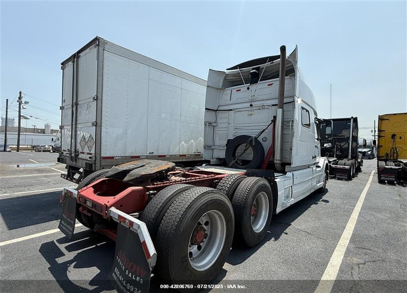 2017 VOLVO VNL VIN: 4V4NC9EJ1HN985351
