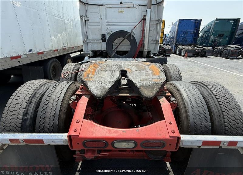 2017 VOLVO VNL VIN: 4V4NC9EJ1HN985351