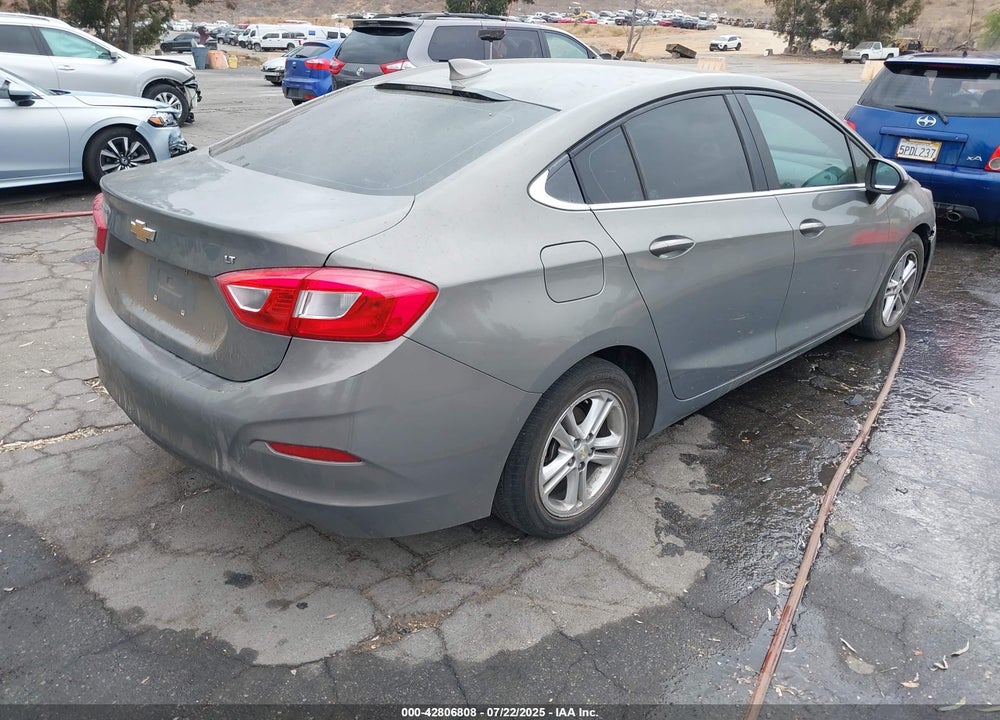 2017 CHEVROLET CRUZE VIN: 1G1BE5SM6H7148821