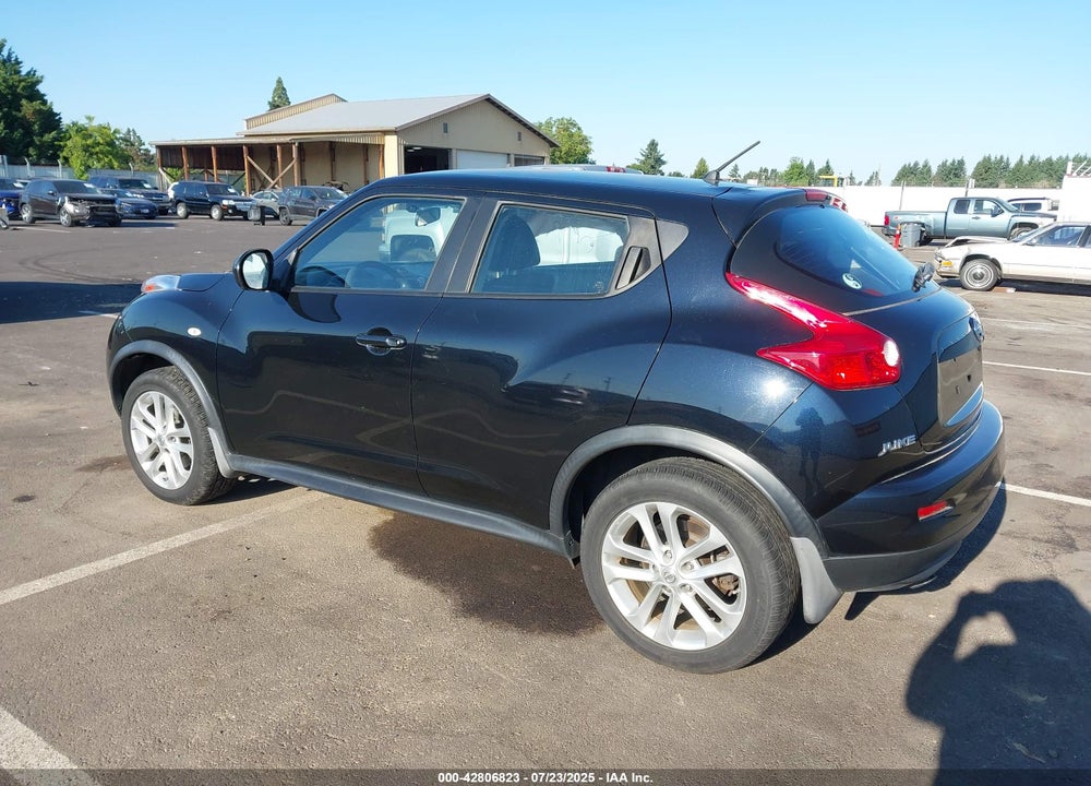 2011 NISSAN JUKE VIN: JN8AF5MV0BT027131
