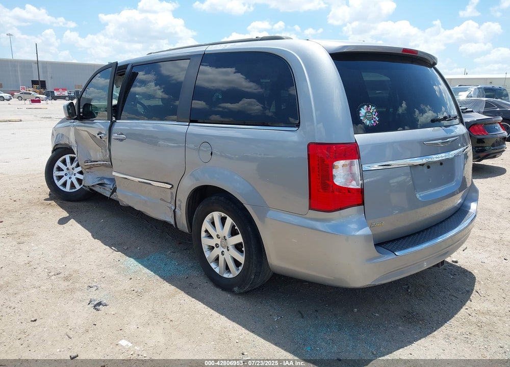2015 CHRYSLER TOWN & COUNTRY VIN: 2C4RC1BG6FR654806