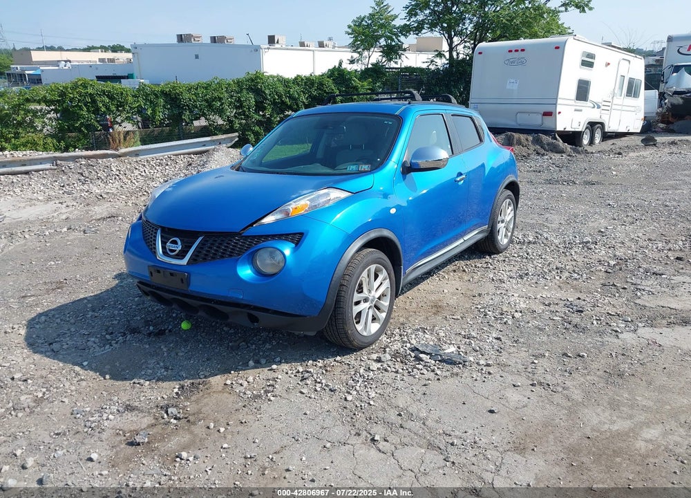 2011 NISSAN JUKE VIN: JN8AF5MV1BT010824