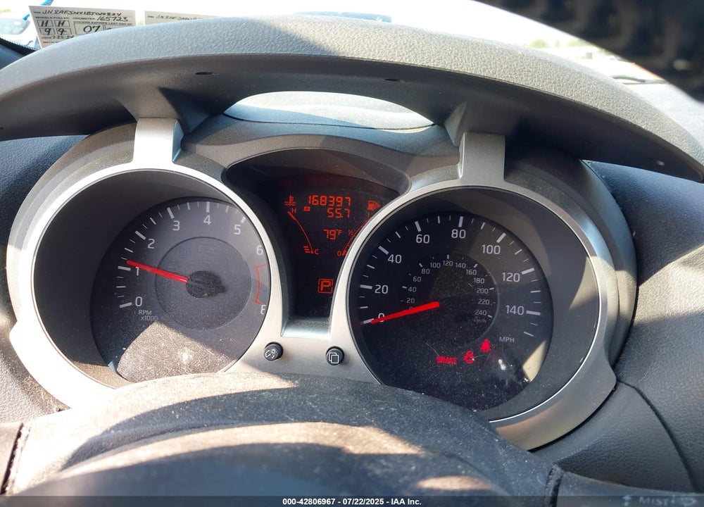 2011 NISSAN JUKE VIN: JN8AF5MV1BT010824