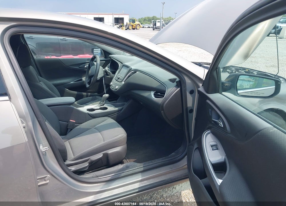 2017 CHEVROLET MALIBU VIN: 1G1ZE5ST9HF119938