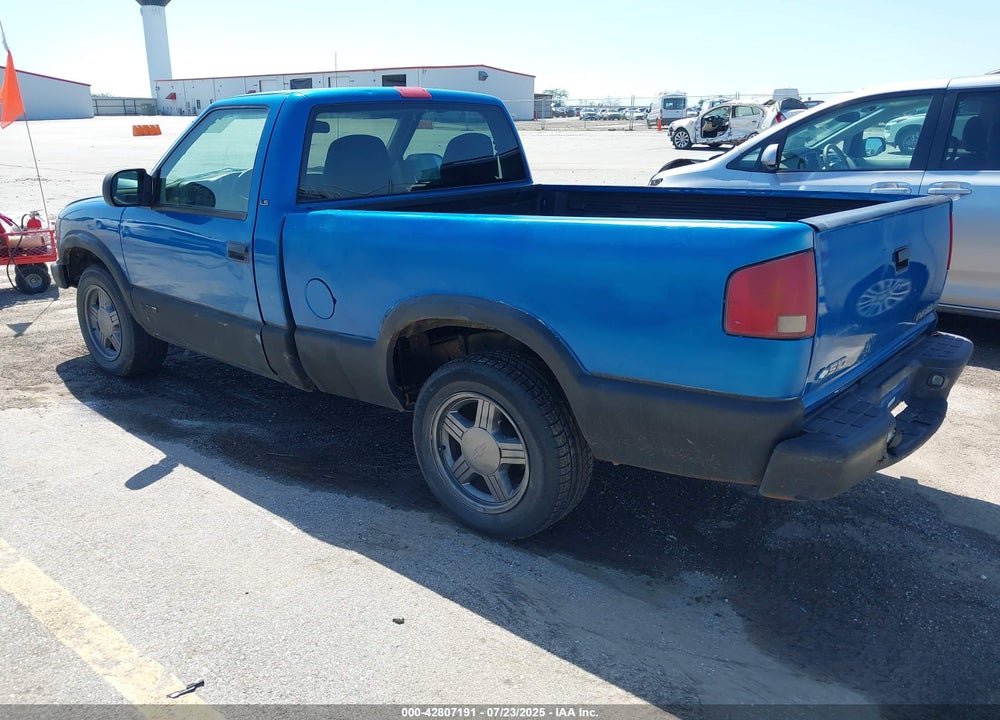 2000 CHEVROLET S-10 LS VIN: 1GCCS1454YK284347