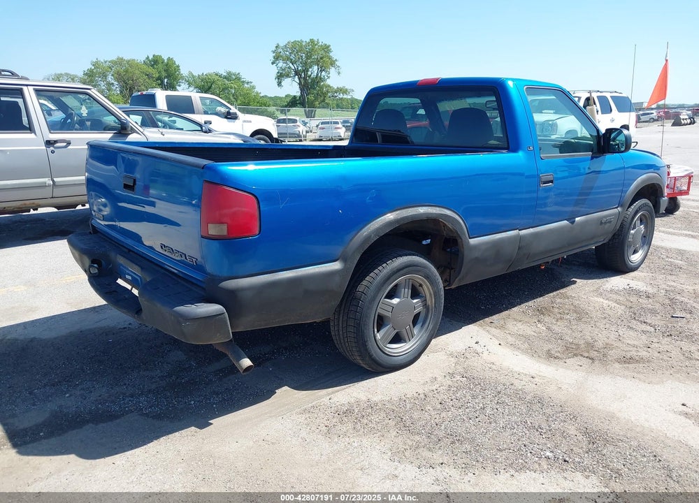 2000 CHEVROLET S-10 LS VIN: 1GCCS1454YK284347