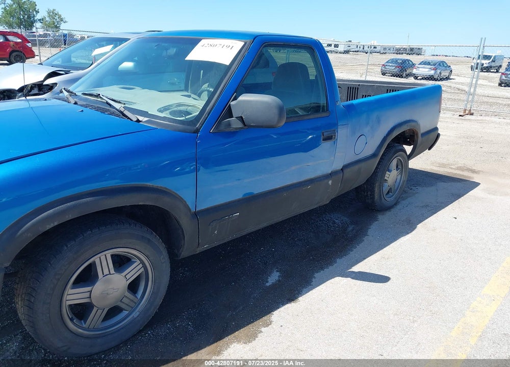 2000 CHEVROLET S-10 LS VIN: 1GCCS1454YK284347
