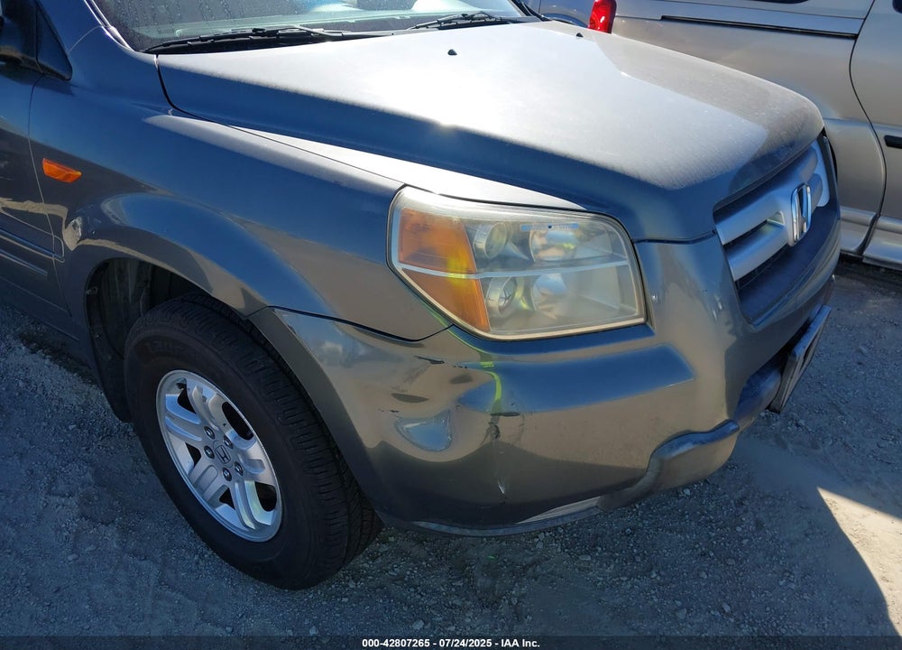 2007 HONDA PILOT VIN: 5FNYF18137B007167