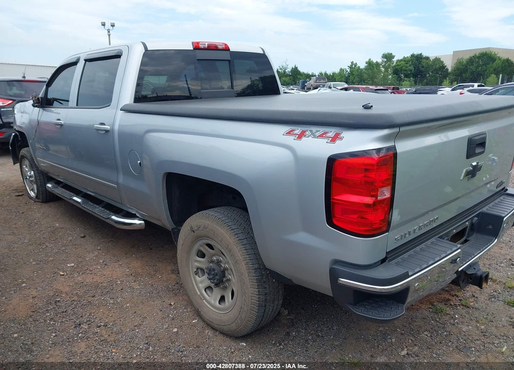 2015 CHEVROLET SILVERADO 2500HD LT VIN: 1GC1KVEG0FF549561