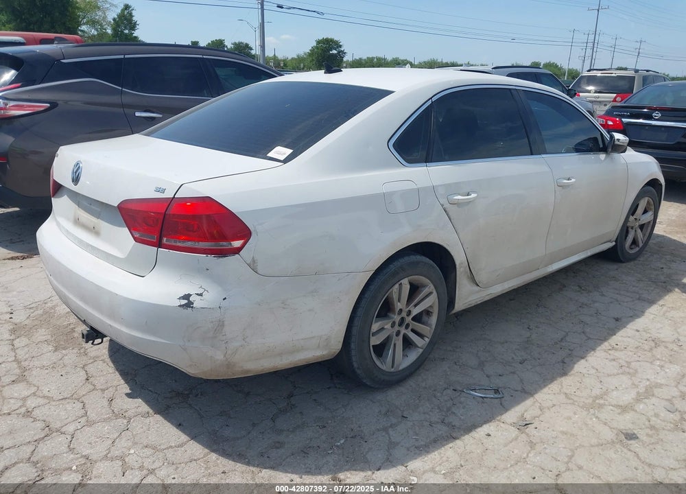 2012 VOLKSWAGEN PASSAT 2.5L SE VIN: 1VWBH7A35CC098848
