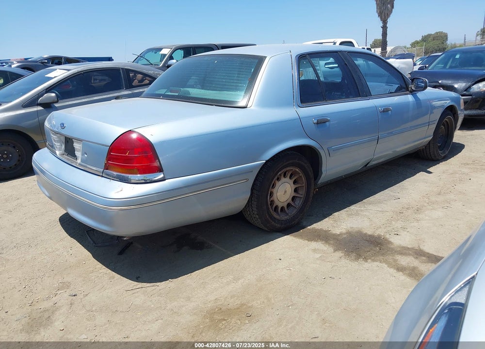1999 FORD CROWN VICTORIA LX VIN: 2FAFP74W3XX238276