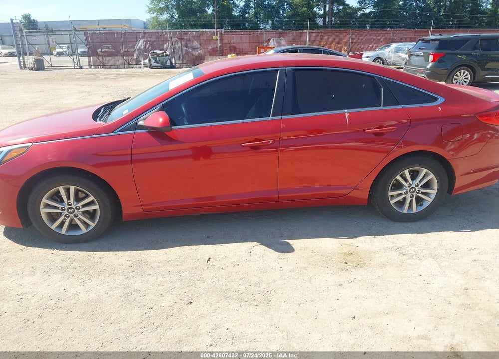 2017 HYUNDAI SONATA VIN: 5NPE24AF8HH525056